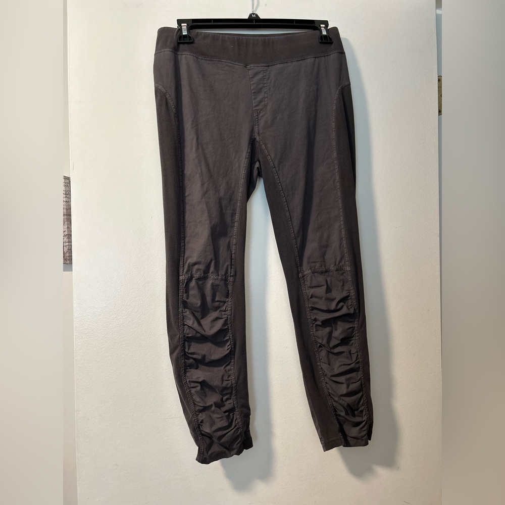 Wearable pants